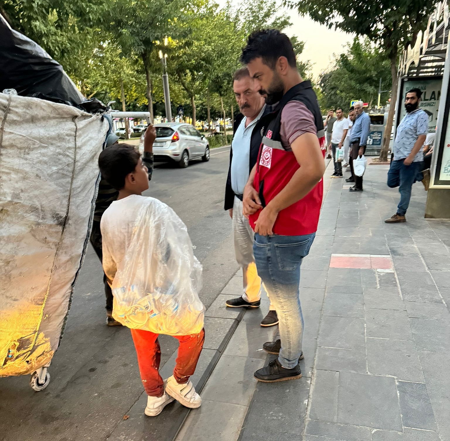 Sosyal Hizmet Merkezi’nden Sokak Dilencilerine Destek