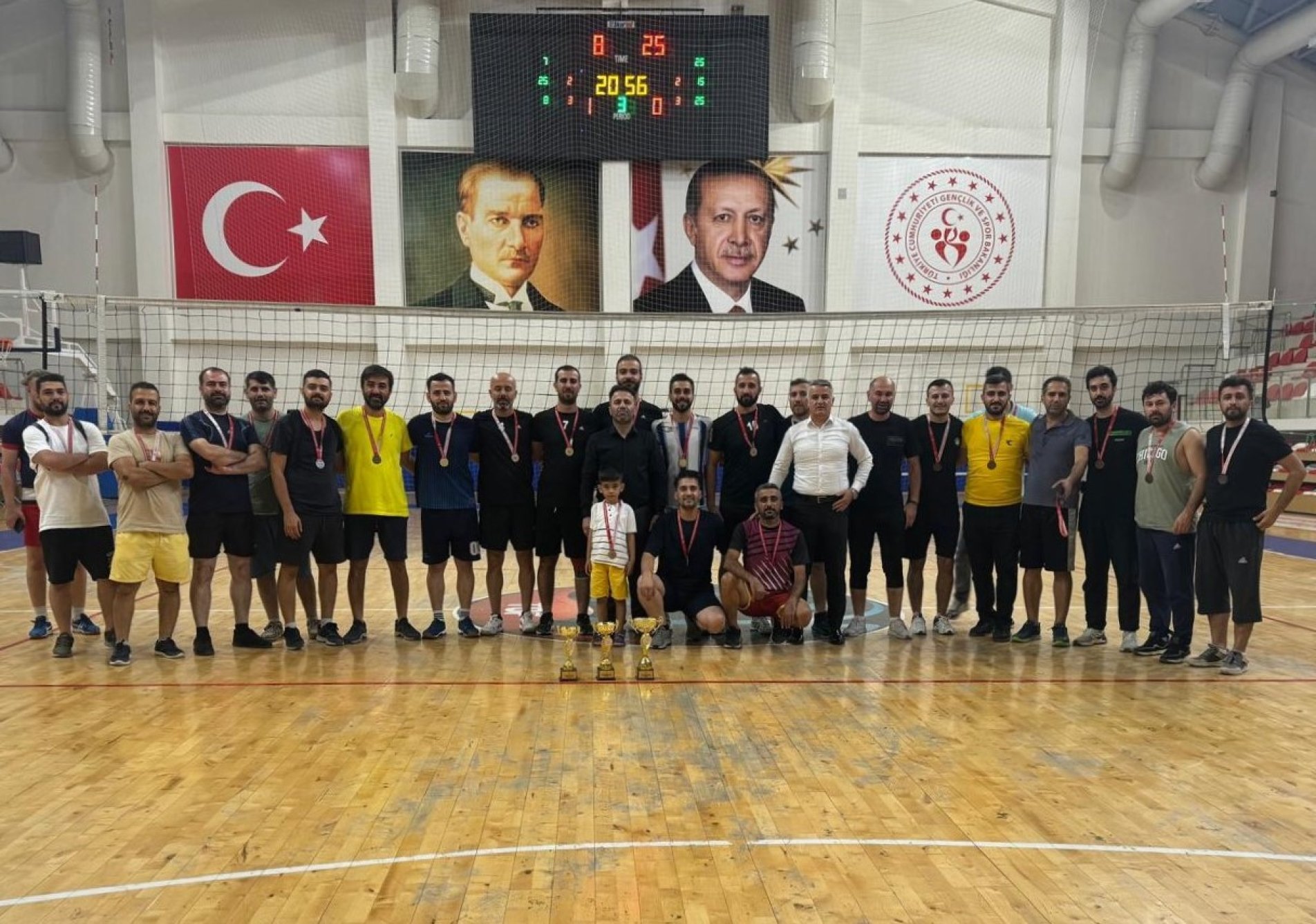 Milli Eğitim Voleybol Takımları Şampiyon Oldu