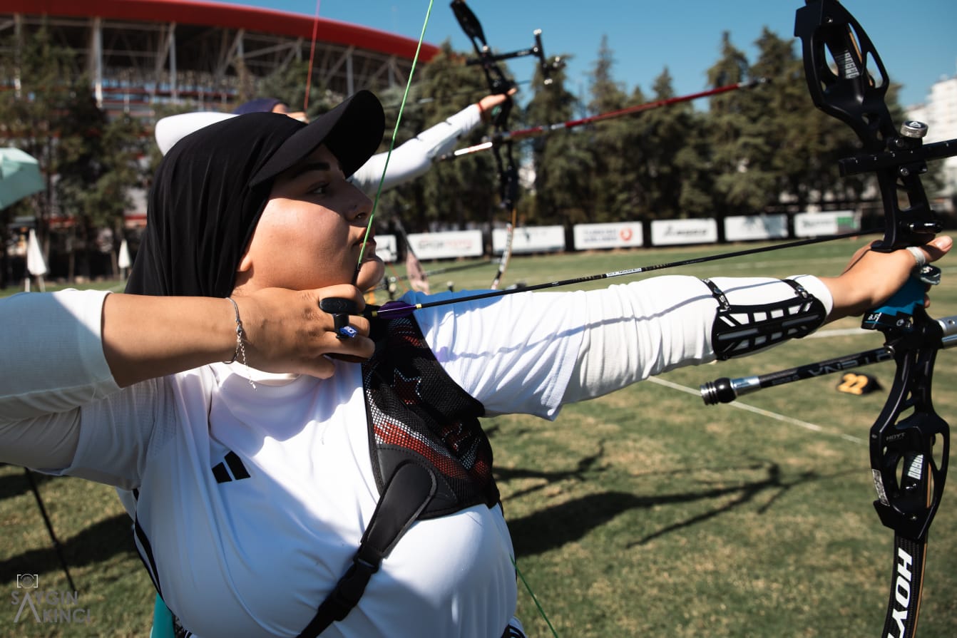 Ayşenur Güney Türkiye Şampiyonu