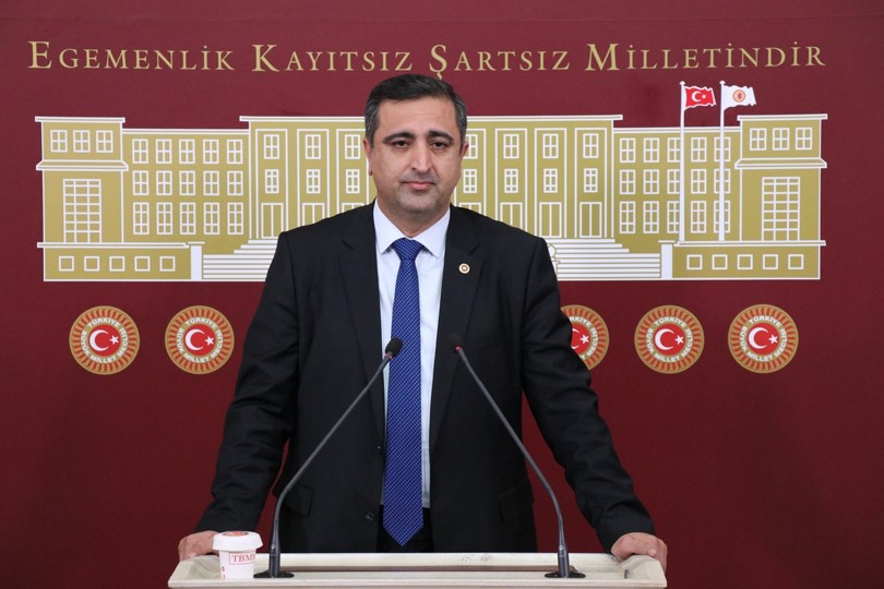 Ramanlı: Evren Öldü, Anayasası Kaldı; Gülen Öldü, Hafızası Kaldı