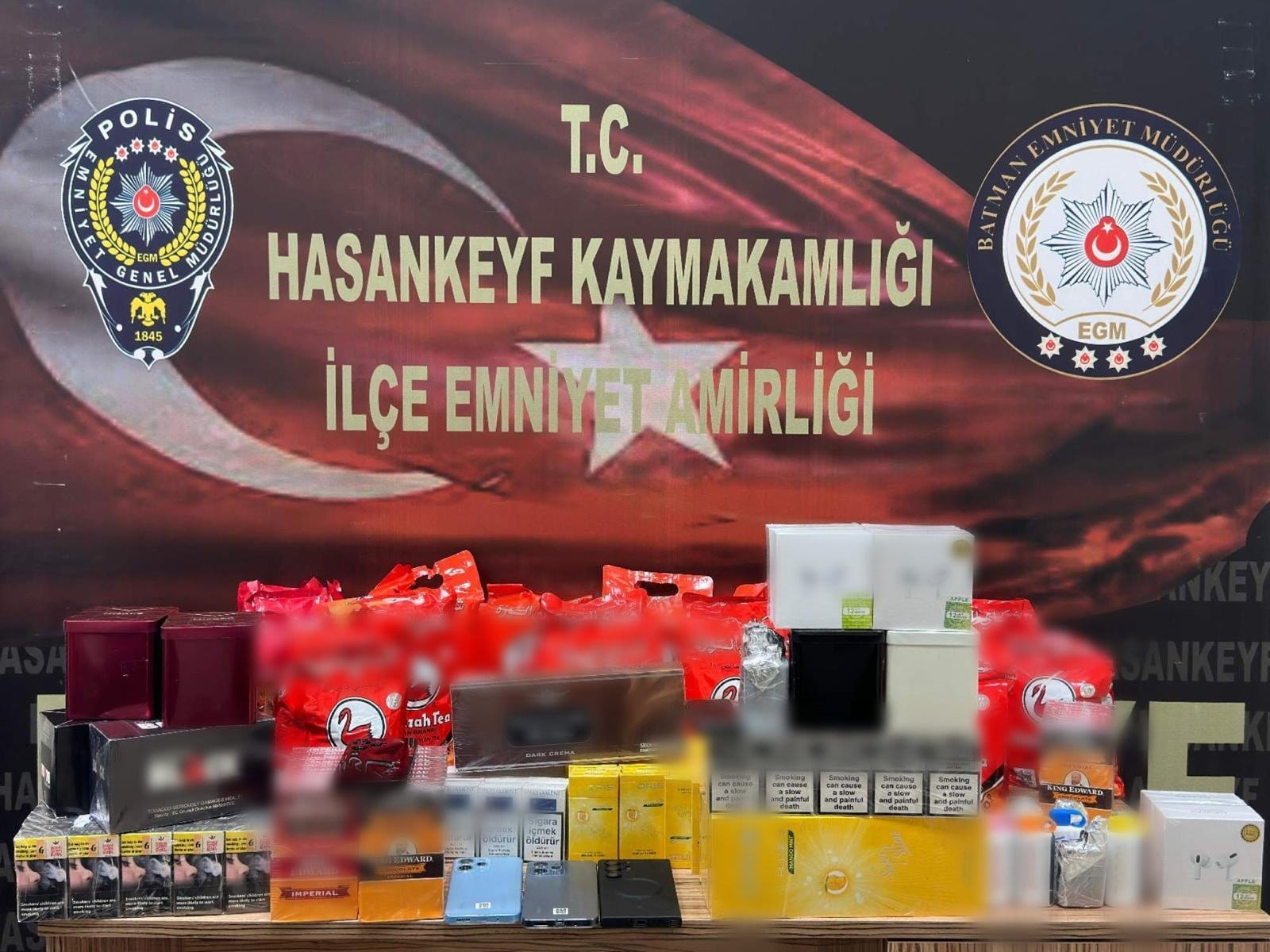 Hasankeyf’te kaçak ürünler ele geçirildi