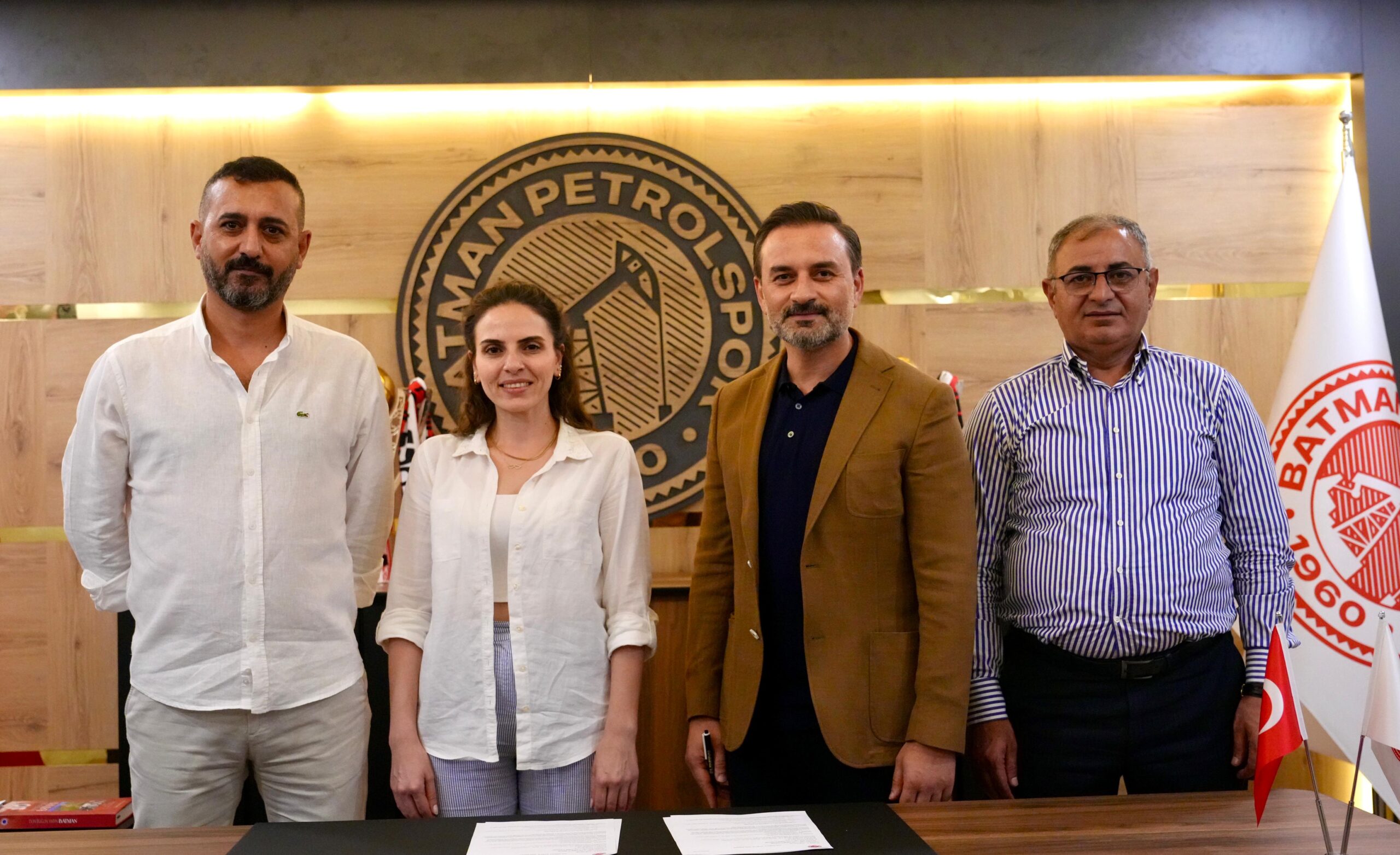 Petrolspor, Dent Plus ile Sponsorluk Anlaşması İmzaladı