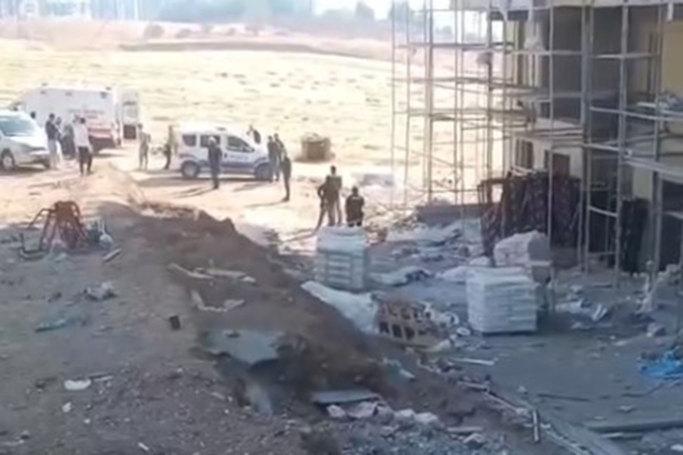 10’uncu Kattan Düşen İşçi Hayatını Kaybetti