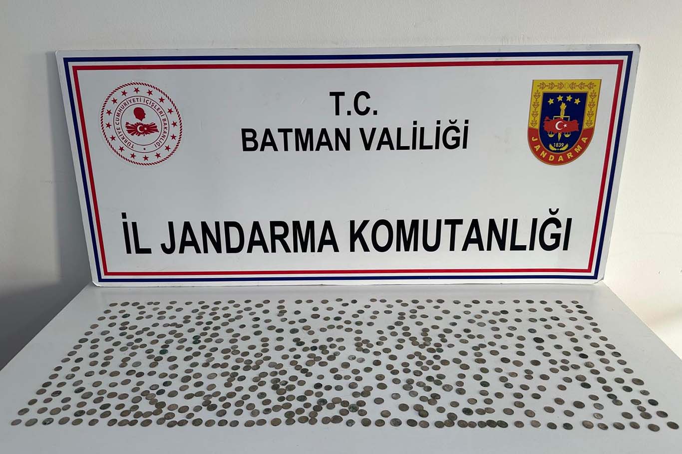 Tarihi Eser Operasyonu: 640 Sikke Ele Geçirildi