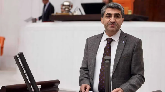 Ekmen: Batman Uçuşlarına Çözüm Şart