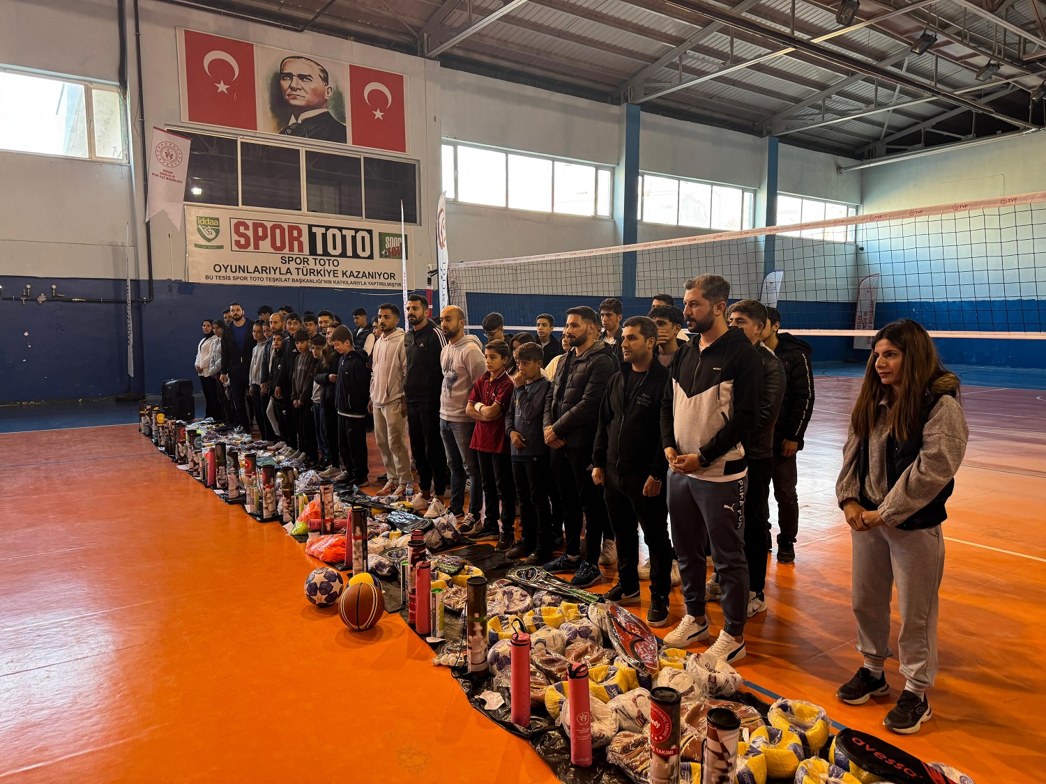 18 OKULA MALZEME DESTEĞİ