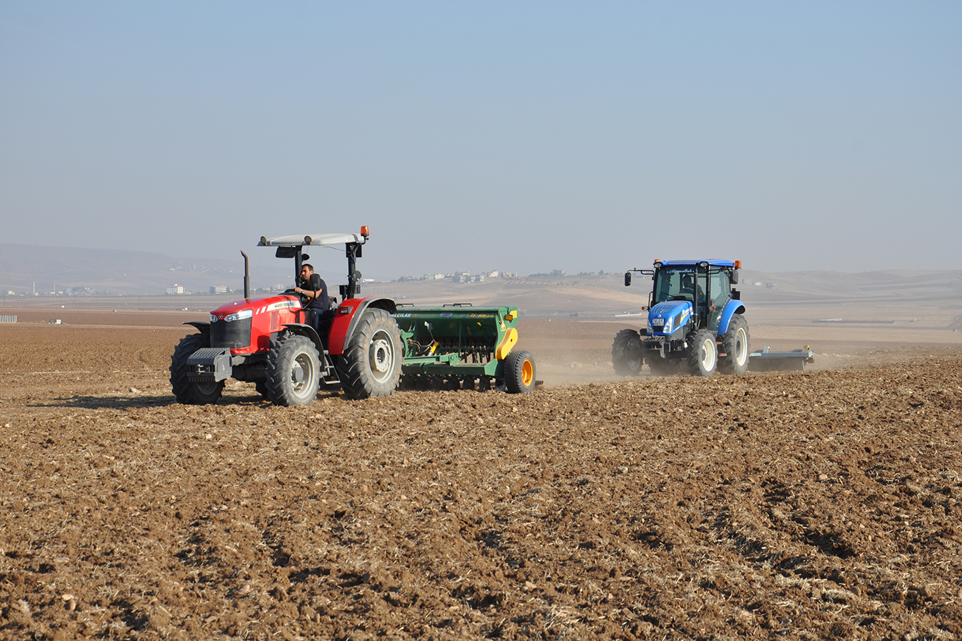 Sektör temsilcileri, “Ekilmeyen tarım arazilerinin kiralanması” hakkında ne düşünüyor?