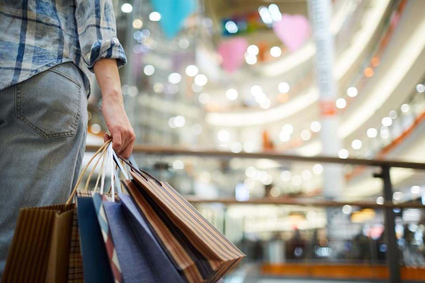 Molla Şimşek: “İslam’a Göre Alışveriş Sadece İhtiyaç Kadardır”