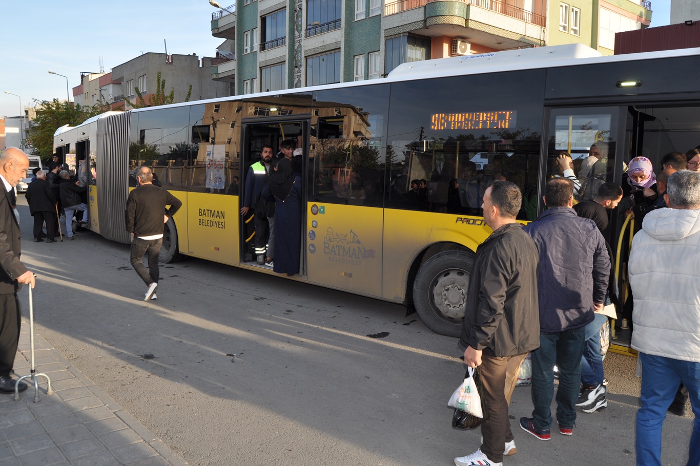 Asgari Ücrete %30, Otobüs Ücretine %60 Zam
