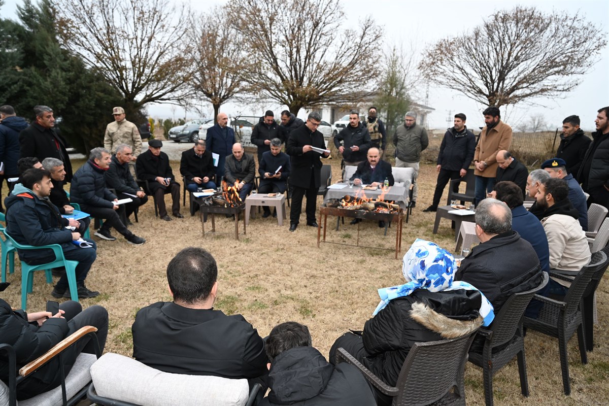 Vali Canalp, 12 Köyü ziyaret etti