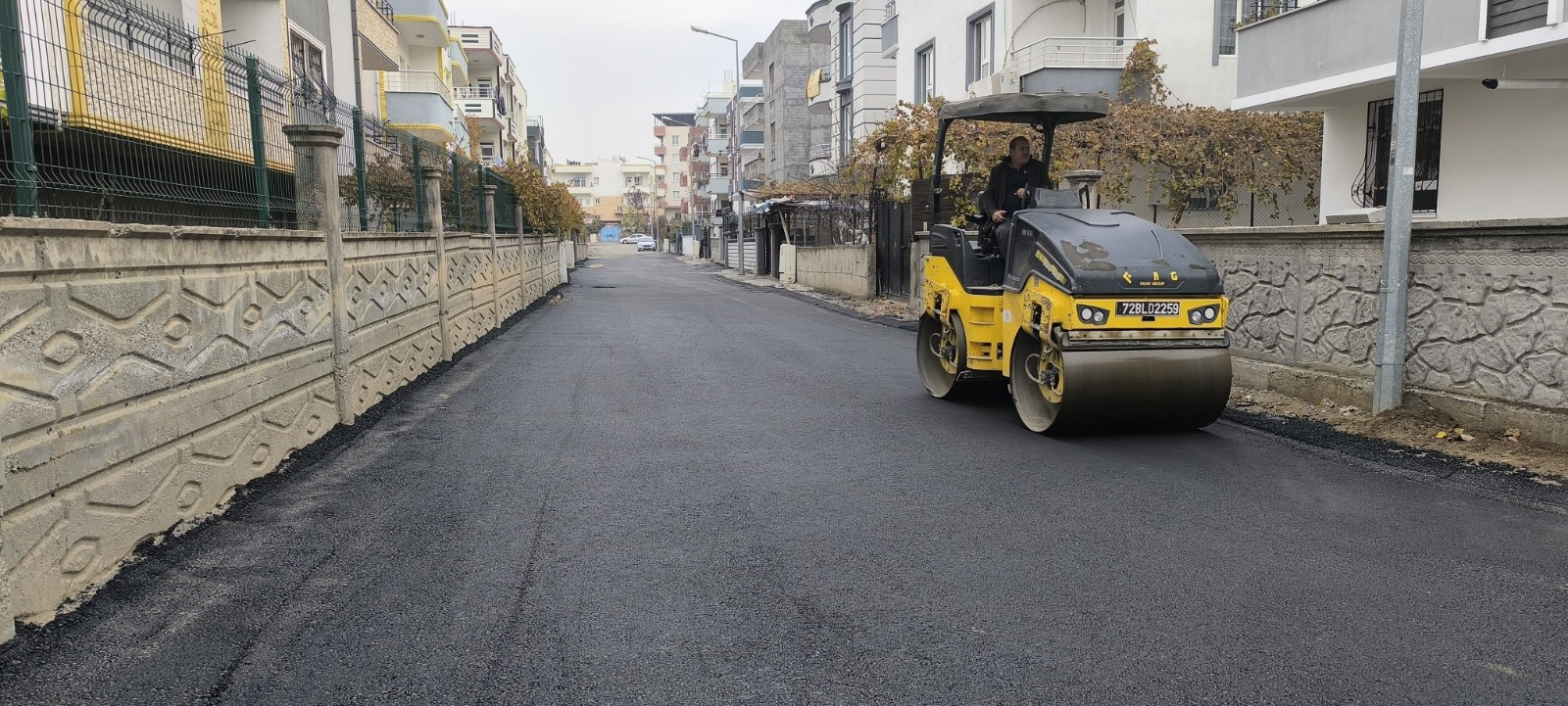 7 bin 335 ton asfalt serimi yapıldı