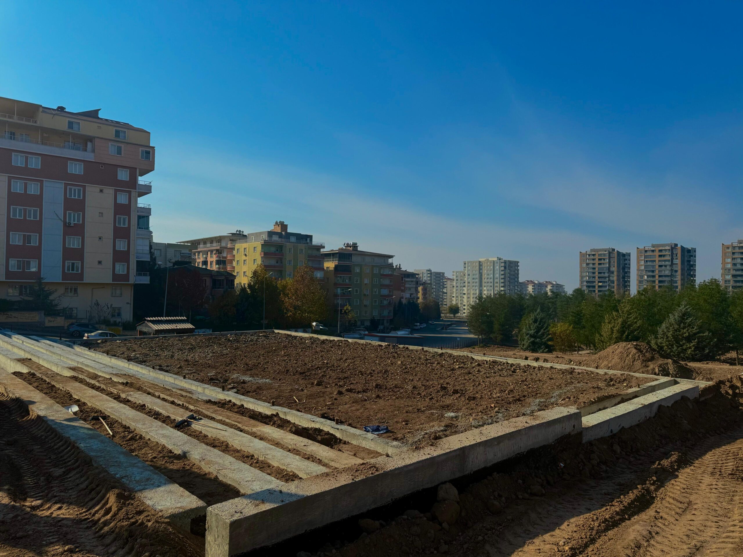 Yaşar Kemal Kent Ormanı’nda Çalışmalar Devam Ediyor
