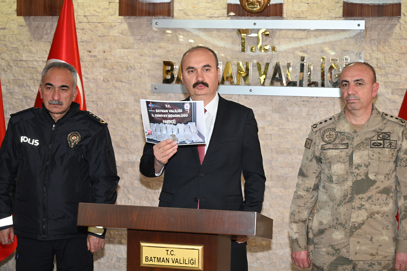 Vali Canalp, Kasım Ayı Asayiş Faaliyetlerini Açıkladı