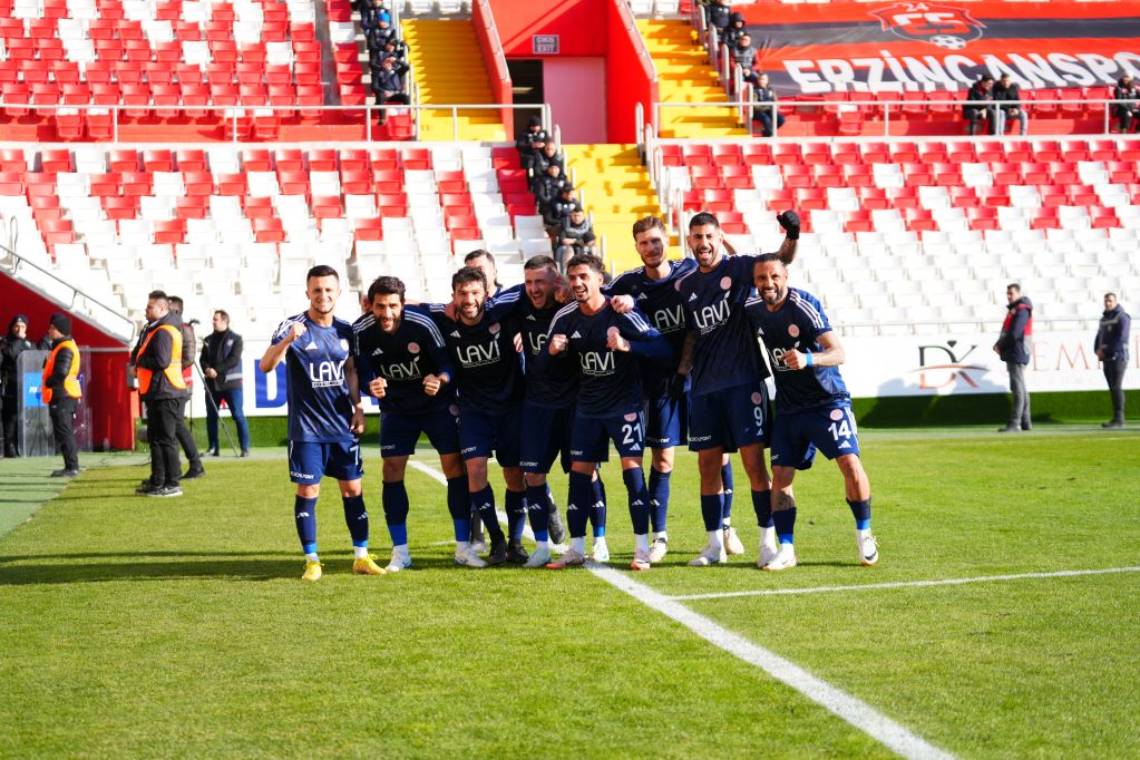 Petrol, ligin ilk devresini galibiyetle kapattı