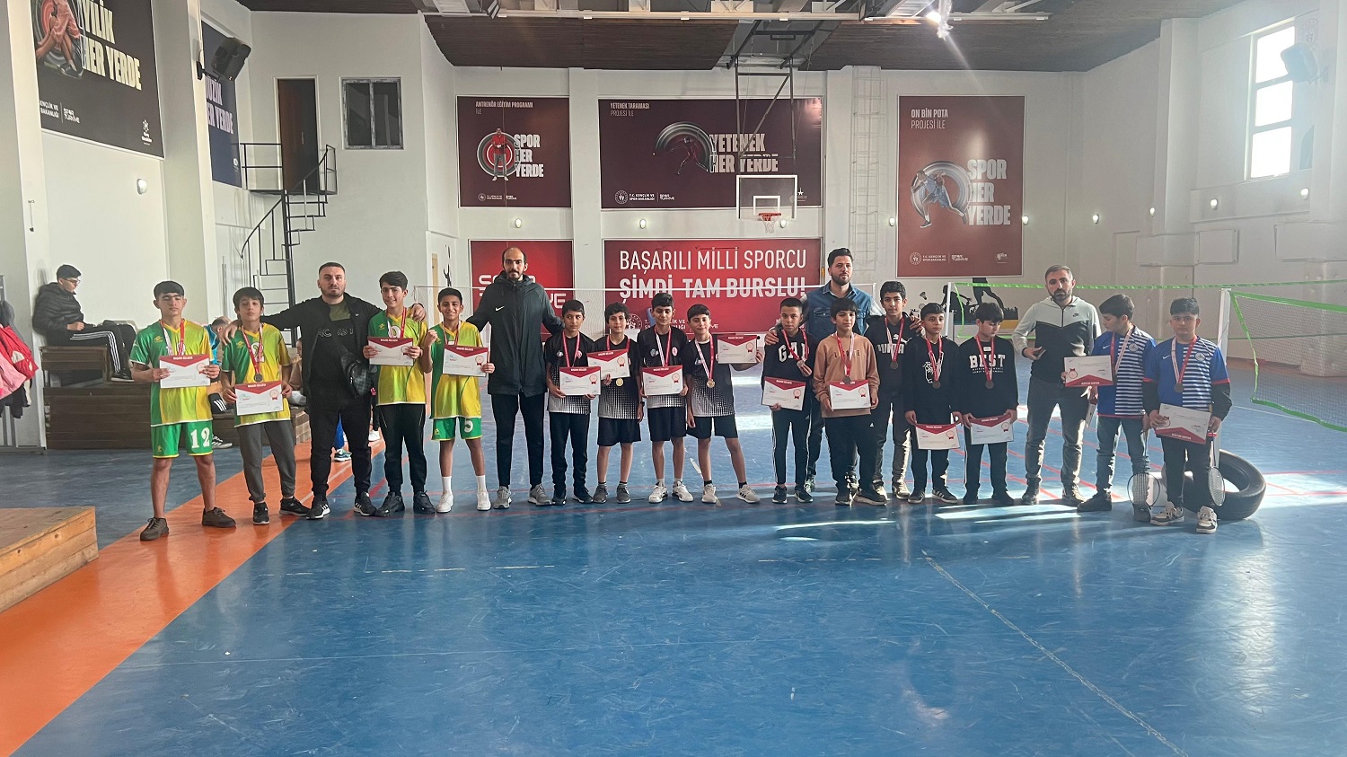 Badminton’un yıldızları belli oldu