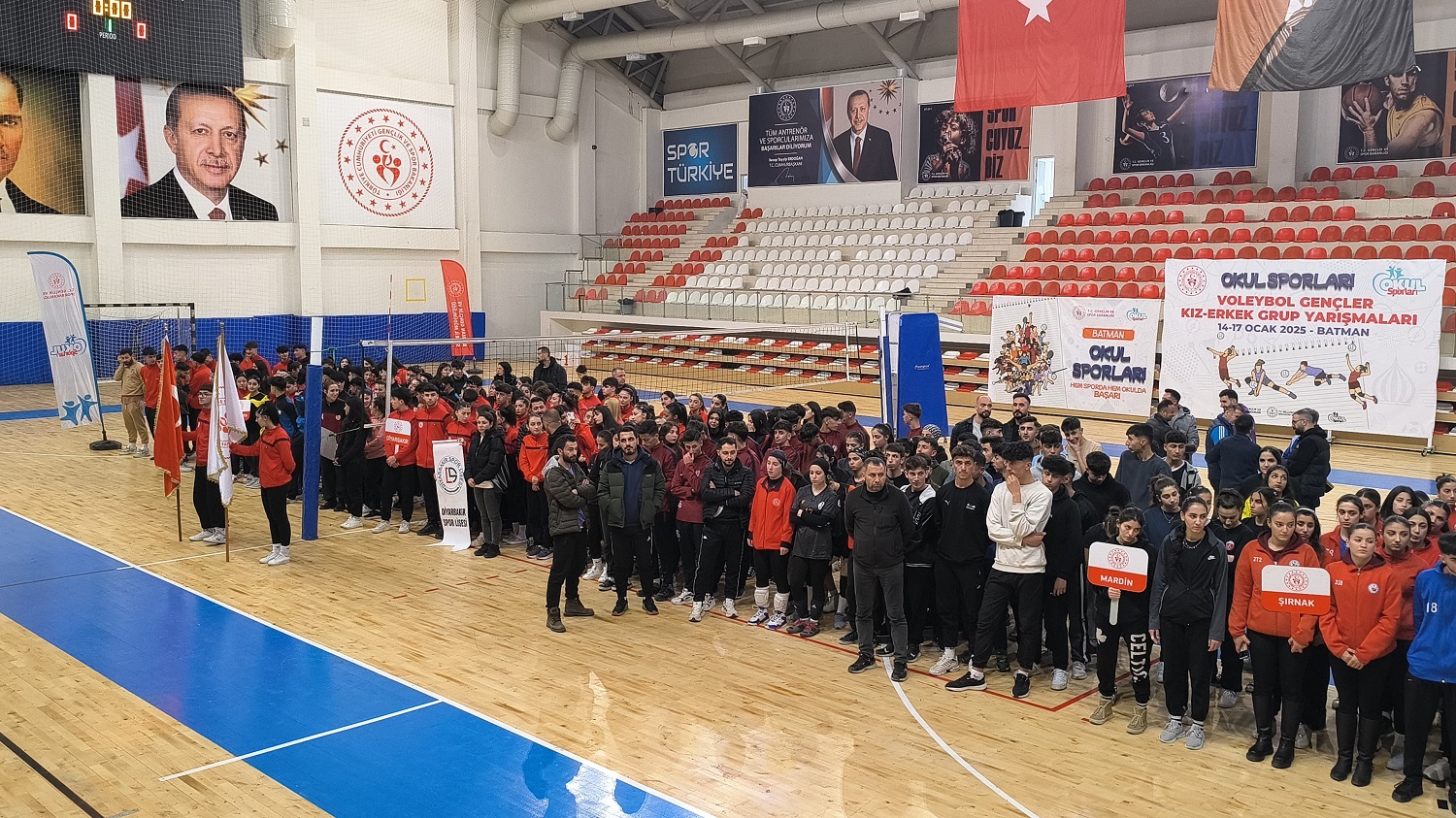 Genç Kız ve Erkek Voleybol Müsabakaları Sona Erdi