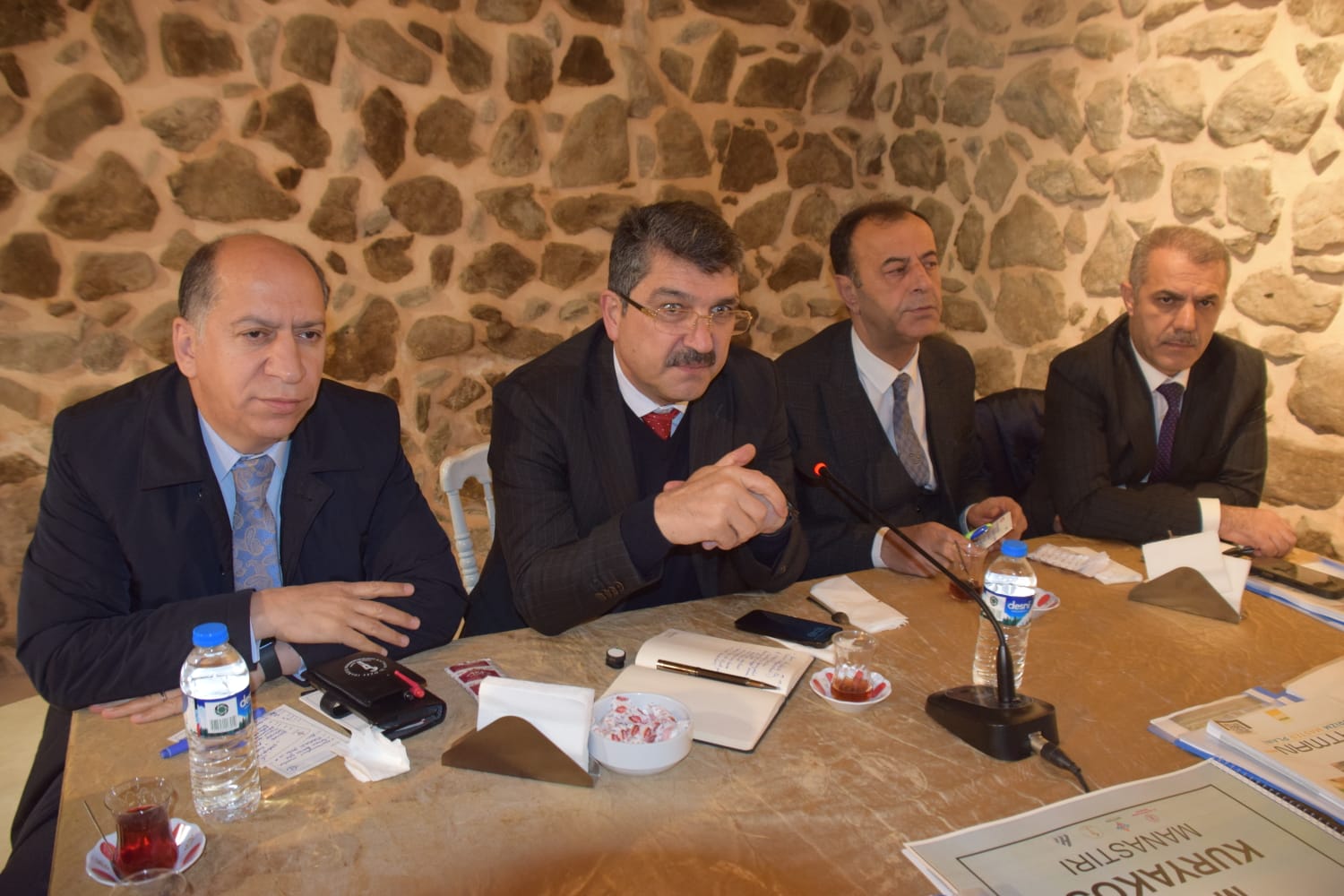 Nasıroğlu, Kurum Müdürleriyle toplantı yaptı