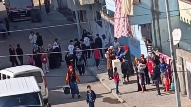 Üçüncü Kattan Düşen Kadın Hayatını Kaybetti