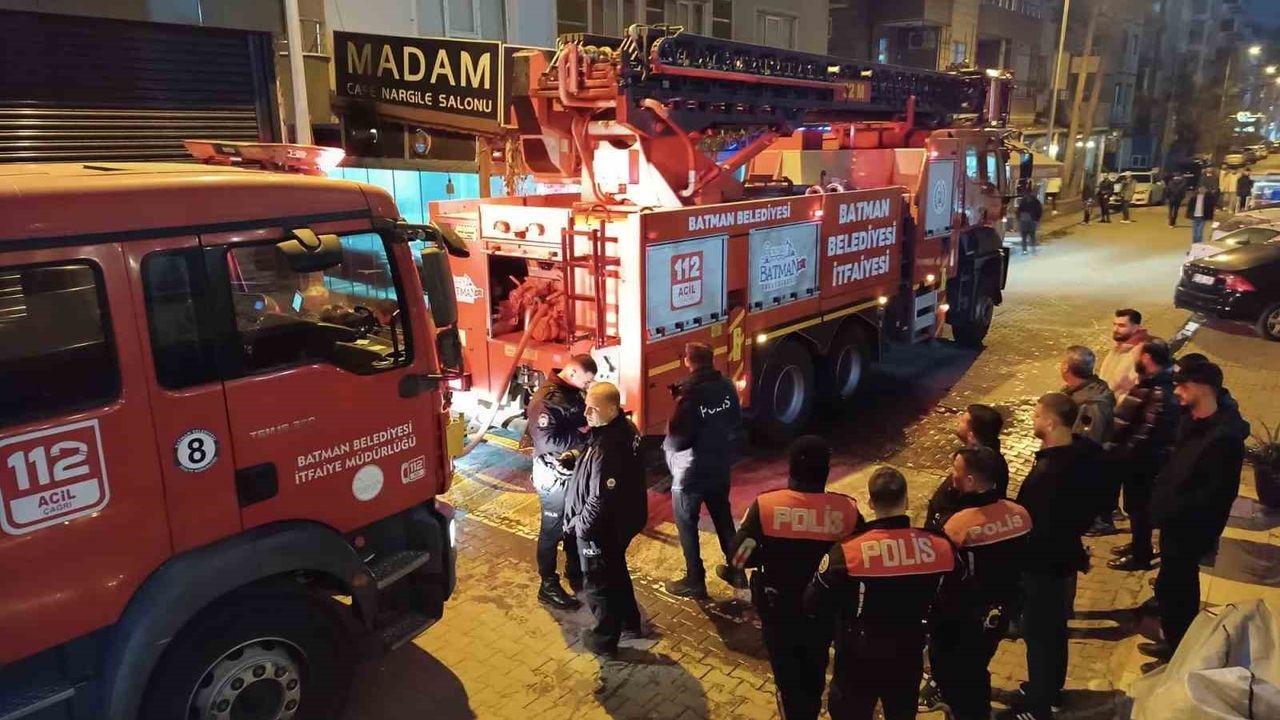 Batman’da Kiracı Kadın Evini Ateşe Verip Kaçtı