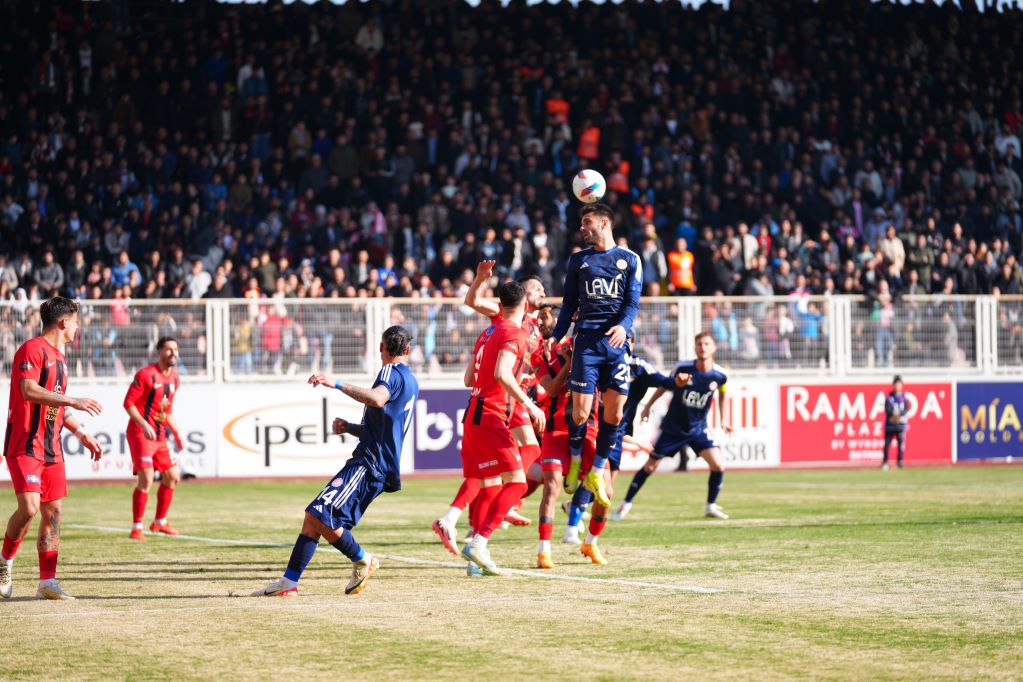 KIRAN KIRANA GEÇEN MAÇTA PETROL SEVİNEMEDİ