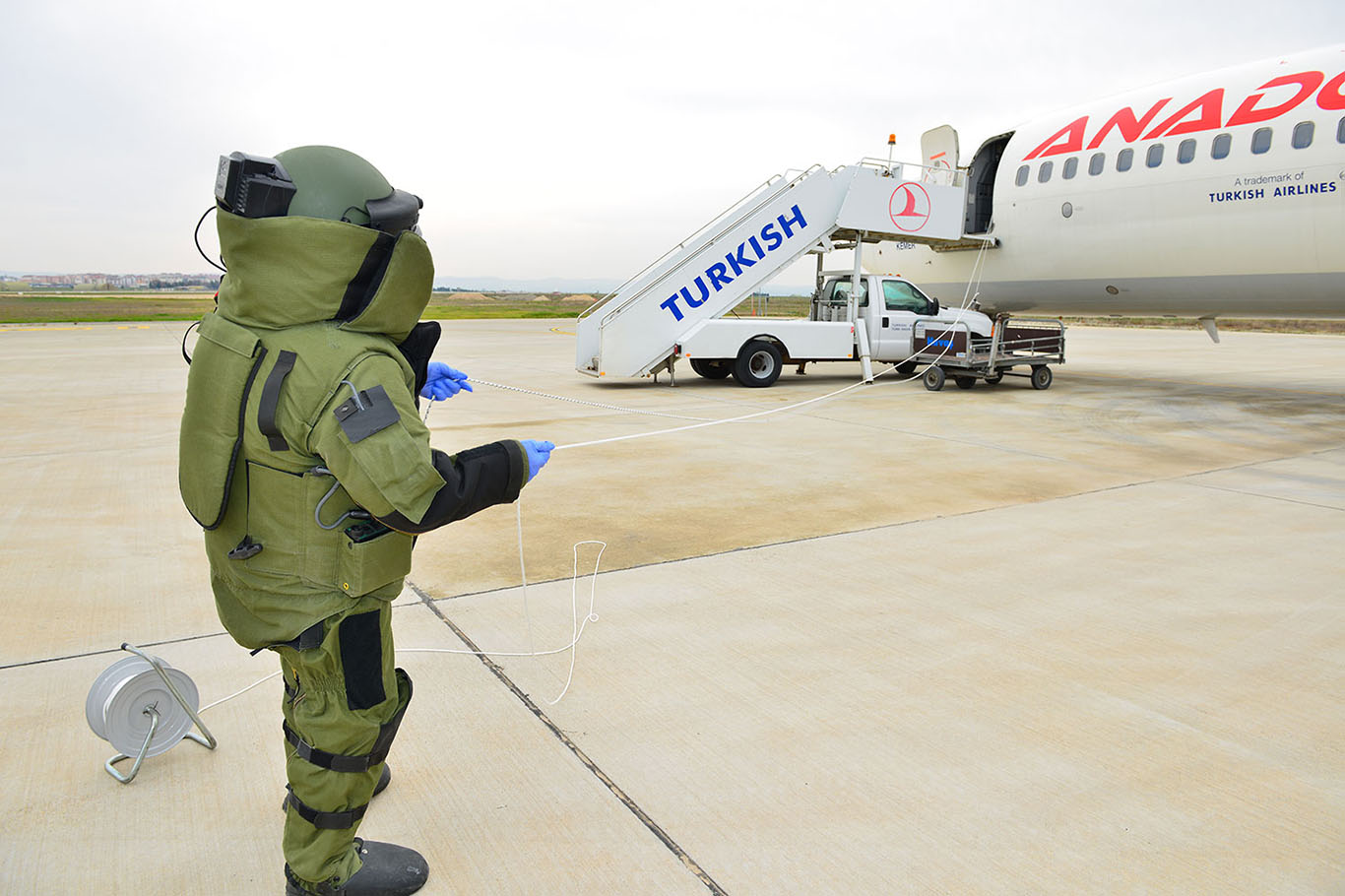 Batman Havalimanı’nda silahlı ve bombalı saldırı tatbikatı