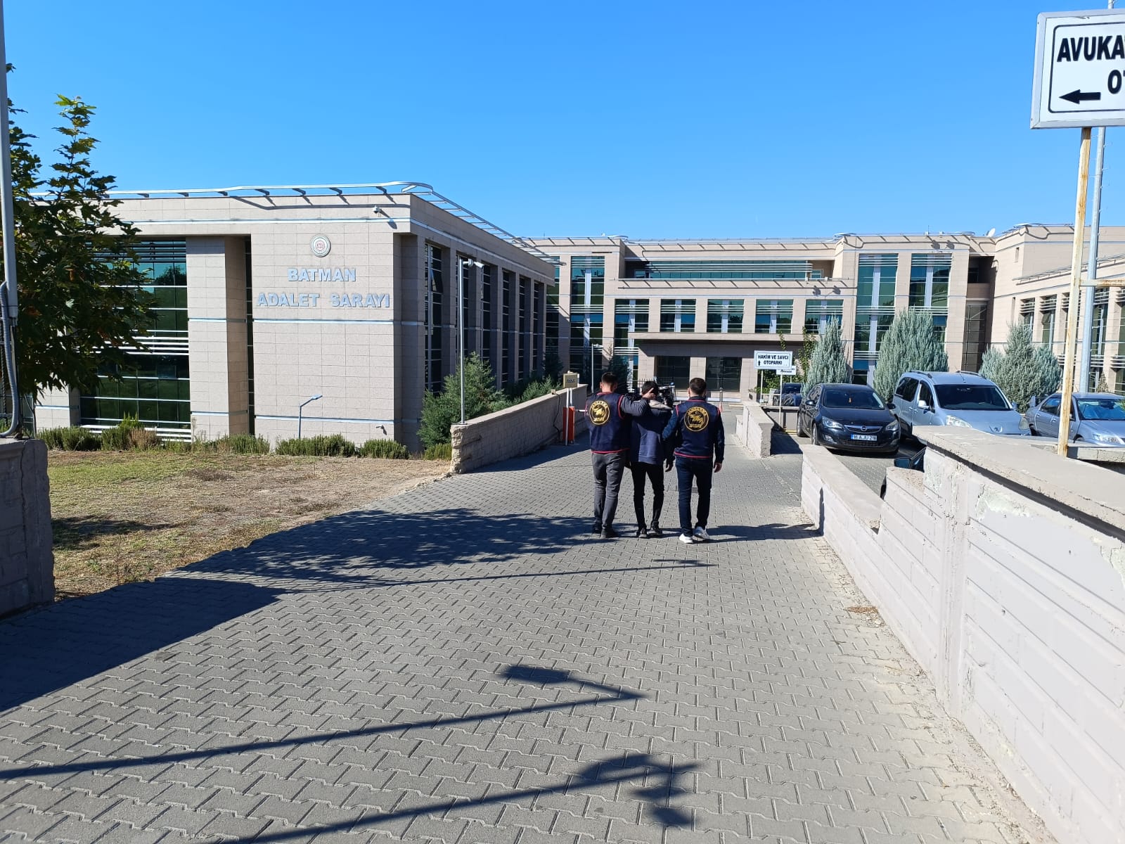 “Nitelikli Cinsel Saldırı” Suçundan Aranan Şahıs Yakalandı