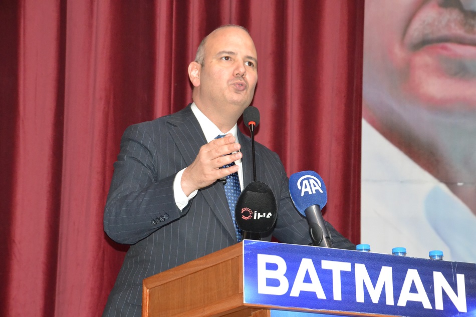 İleri: Batman Türkiye’nin Parlayan Yıldızı Olacak