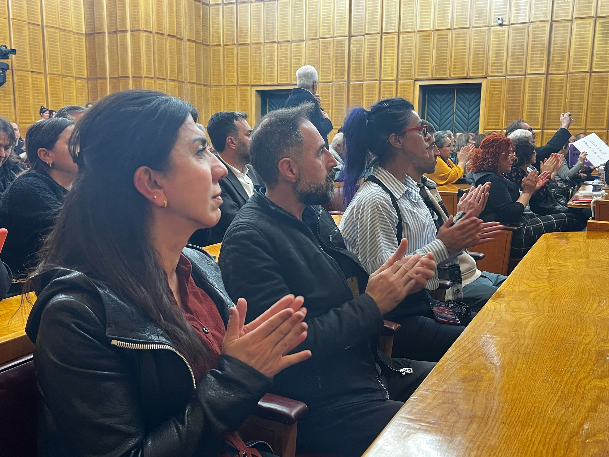 Batman Belediyesi’nde İşten Atılan İşçiler, Meclis’te Hak Aradı