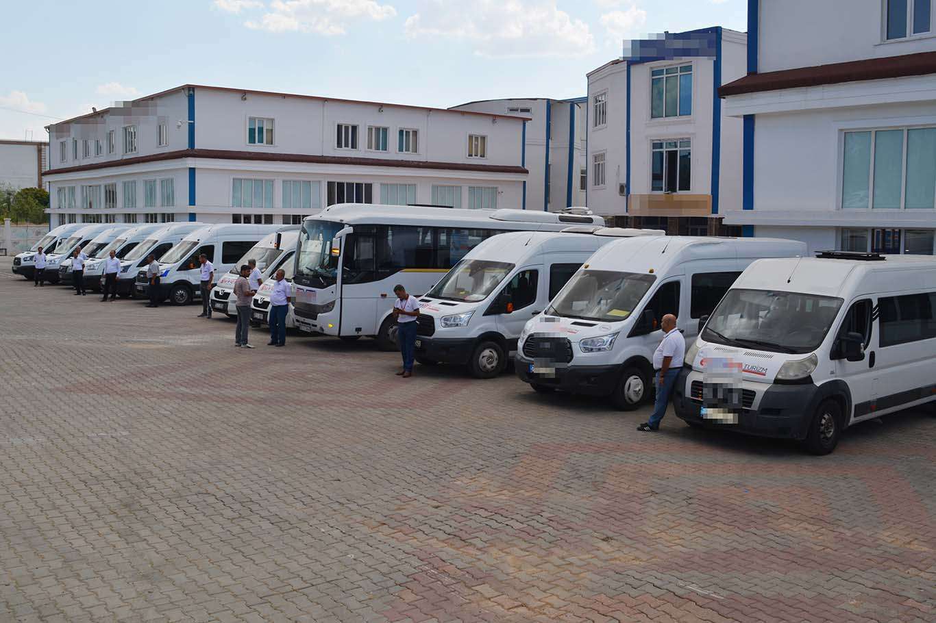 OKUL SERVİS ÜCRETLERİNE ZAM!