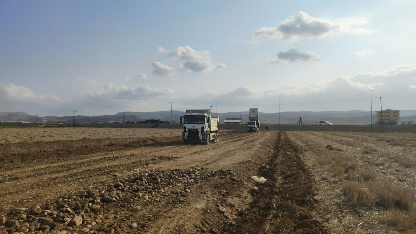 90 günde 30 km uzunluğunda 36 yeni yol