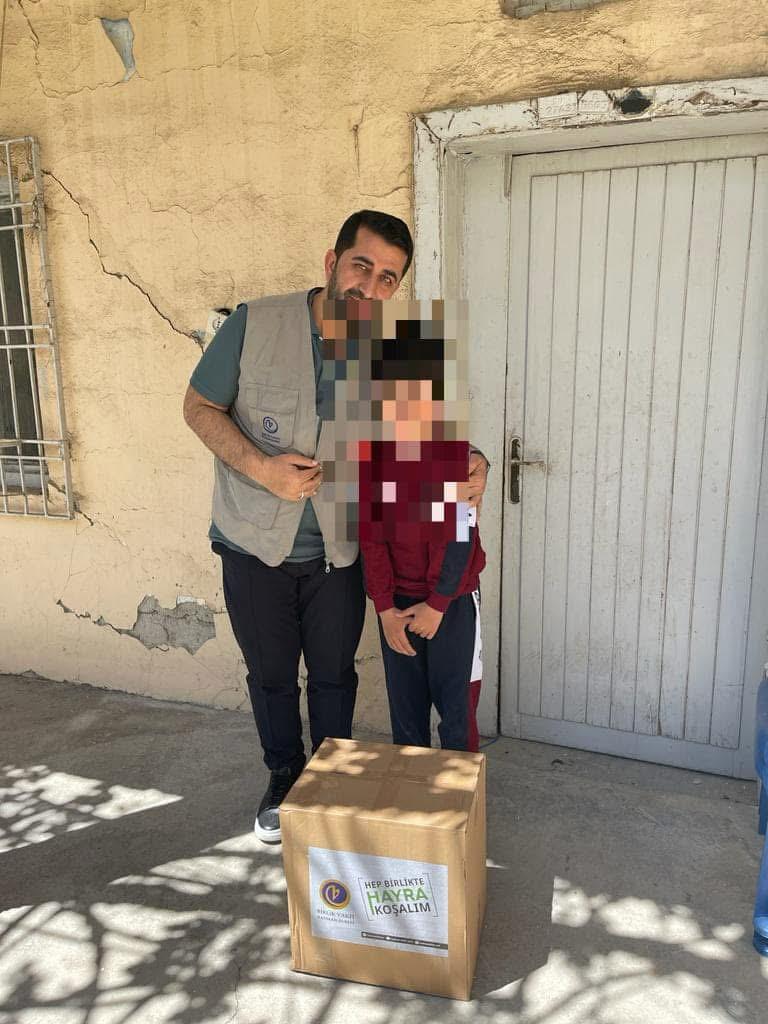 1000 Aileye Gıda Yardımı