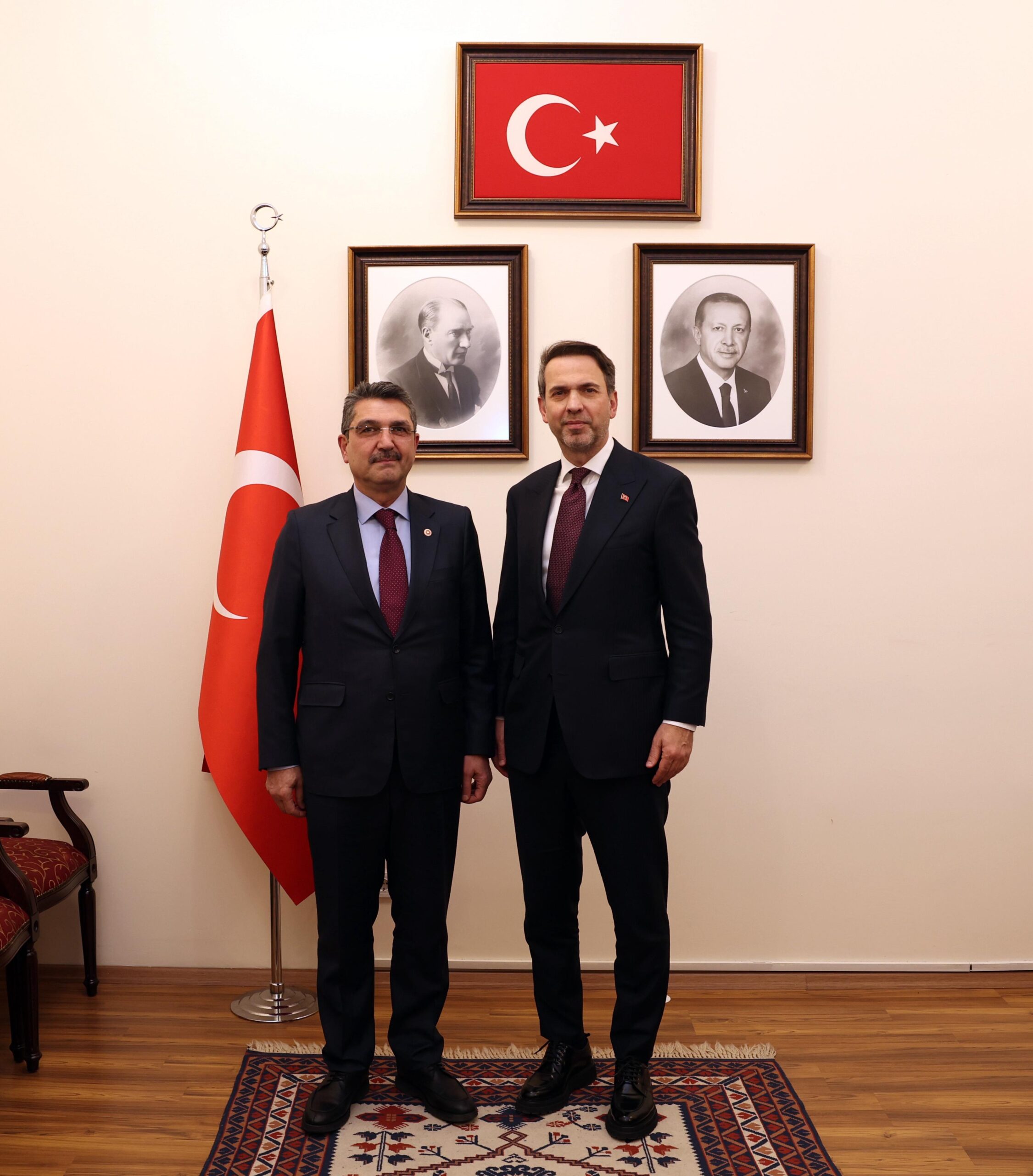 Nasıroğlu, Bakan Bayraktar’ı ziyaret etti
