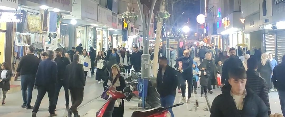 Batman Çarşısında Bayram Alışverişi Yoğunluğu