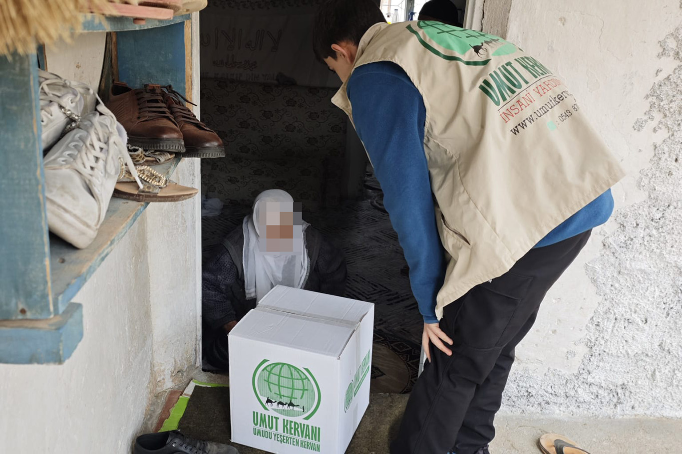 Onlarca aileye Ramazan Kolisi dağıtıldı