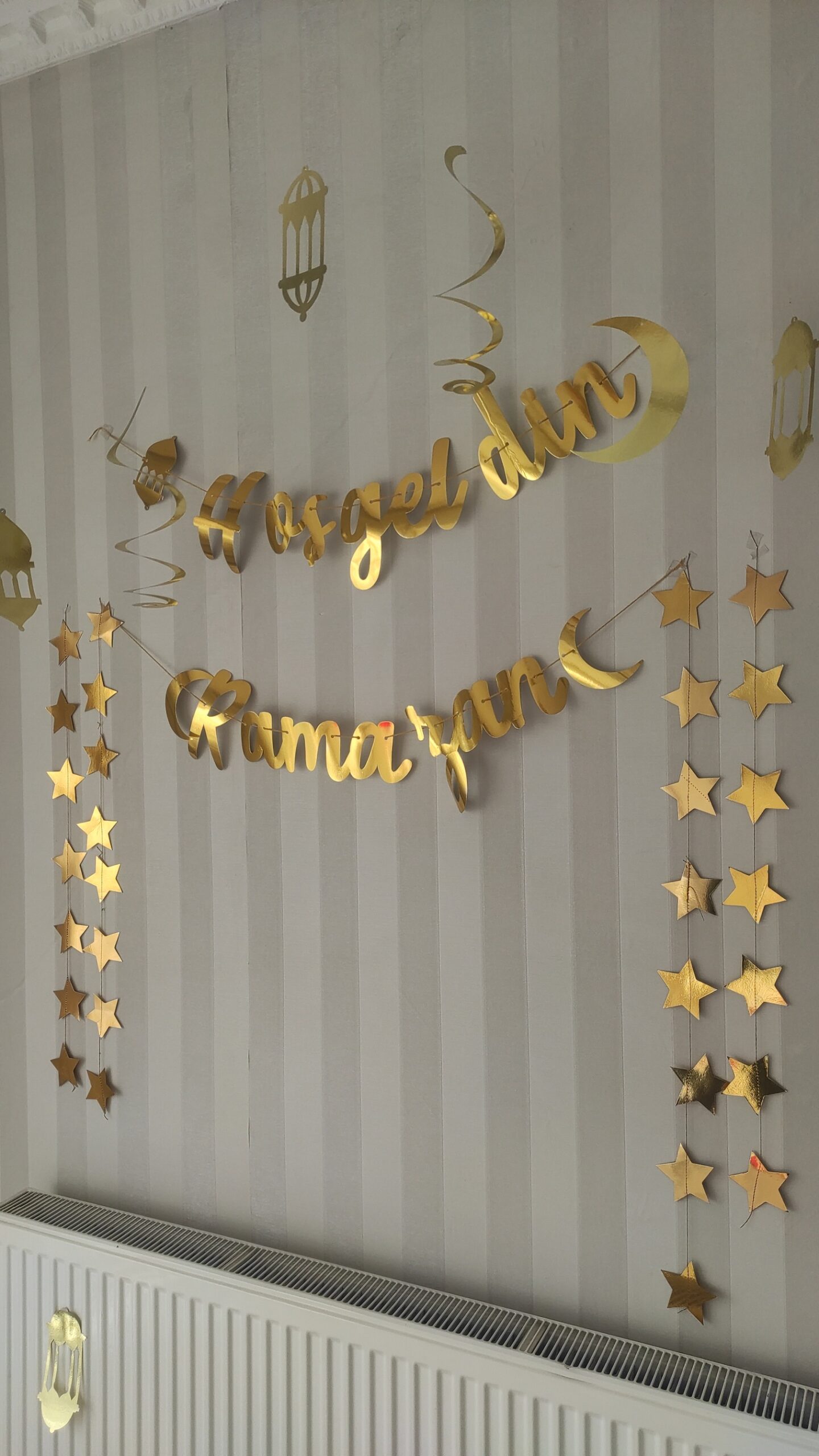 Batmanlı Aile, Ramazan’a Özel Evlerini Süsledi