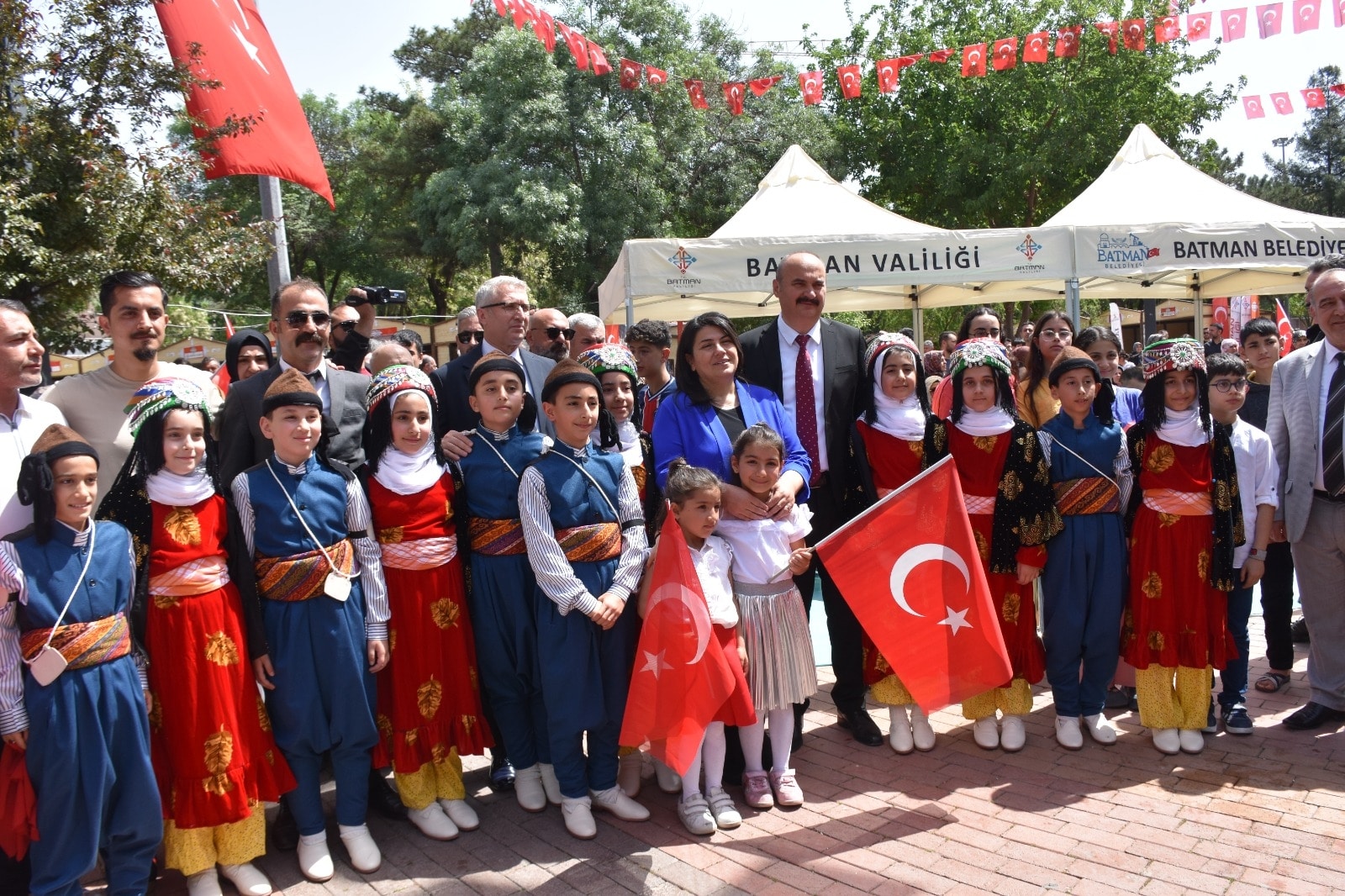 Batman’da Renkli 23 Nisan Kutlaması