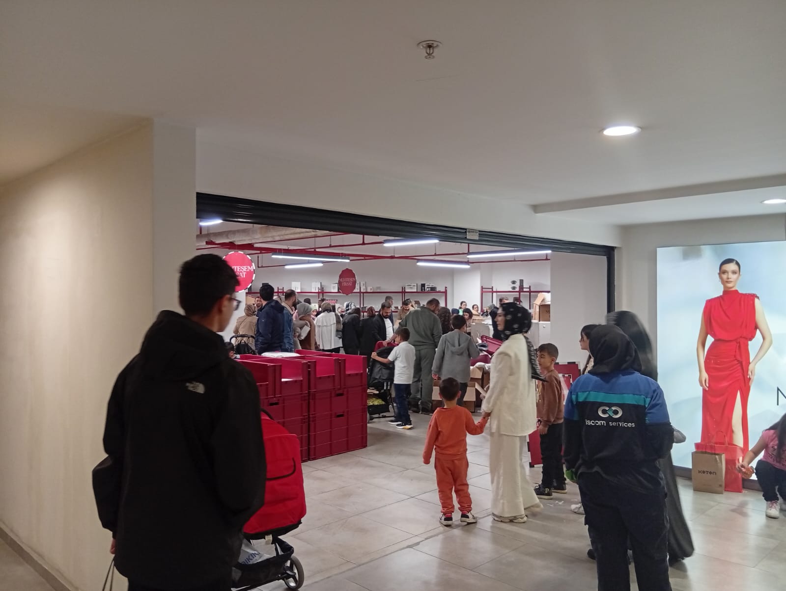 PETROLCITY AVM’DE POP-UP MAĞAZASI AÇILDI!