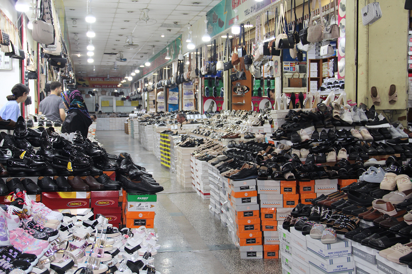 Esnaf Umudunu Yaza Bağladı