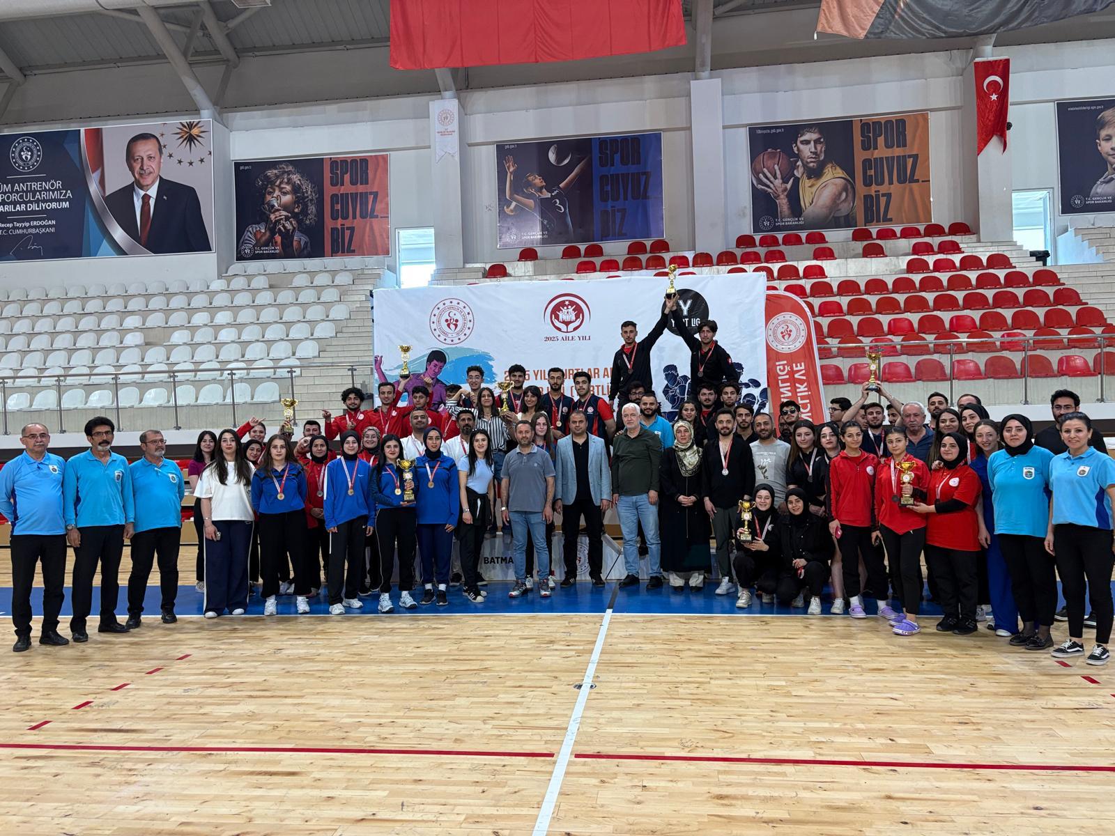 MASA TENİSİNİN GRUP ŞAMPİYONLARI BELLİ OLDU