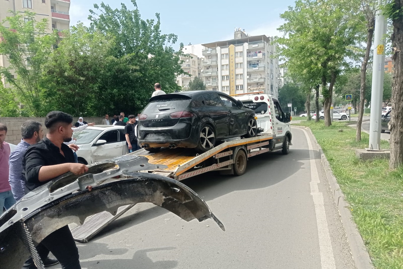 Batman’da Trafik Kazası: 4 Araç Hasar Gördü