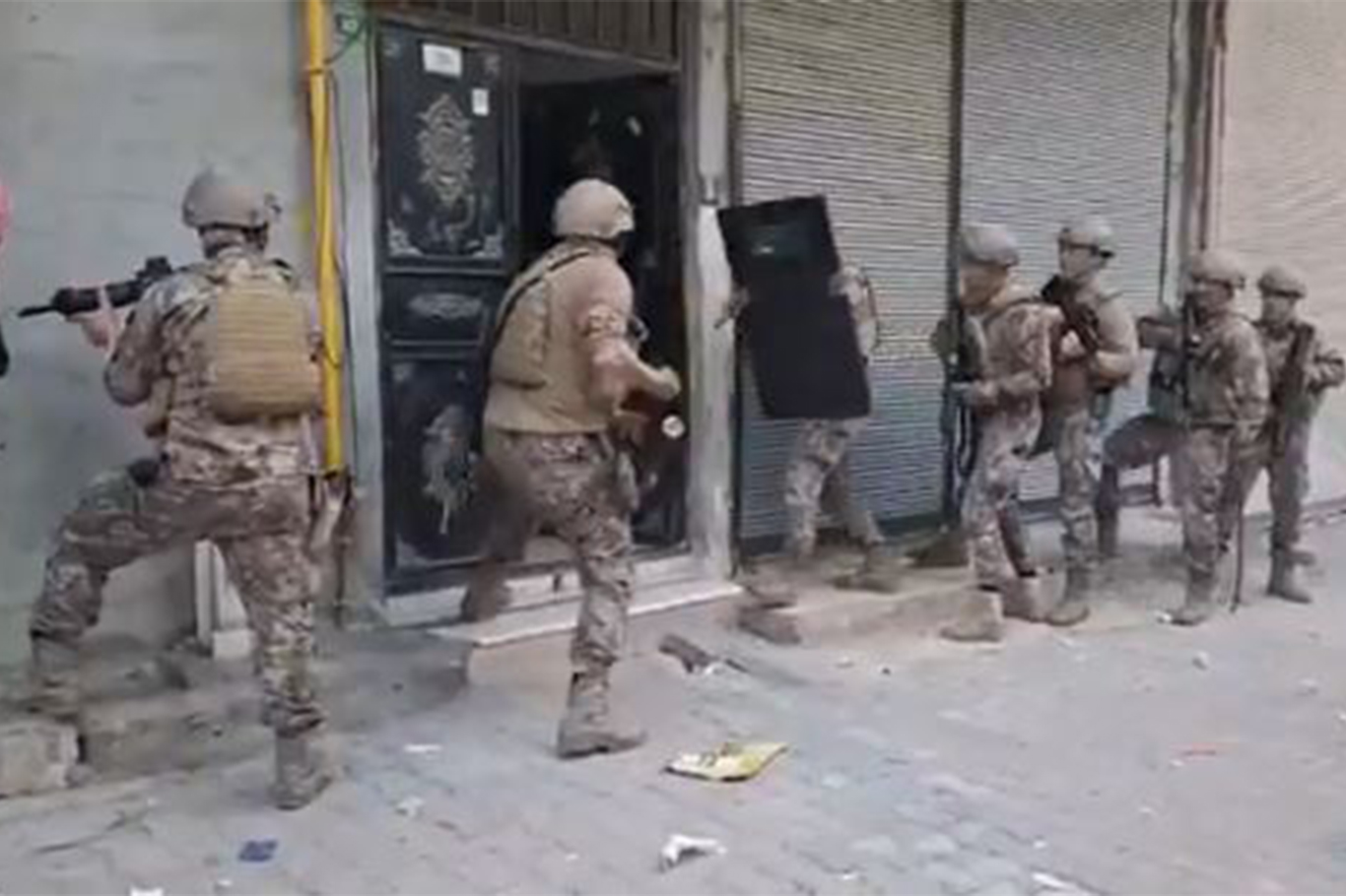 Batman’ında aralarında bulunduğu 49 ilde DAİŞ operasyonu: 210 tutuklama