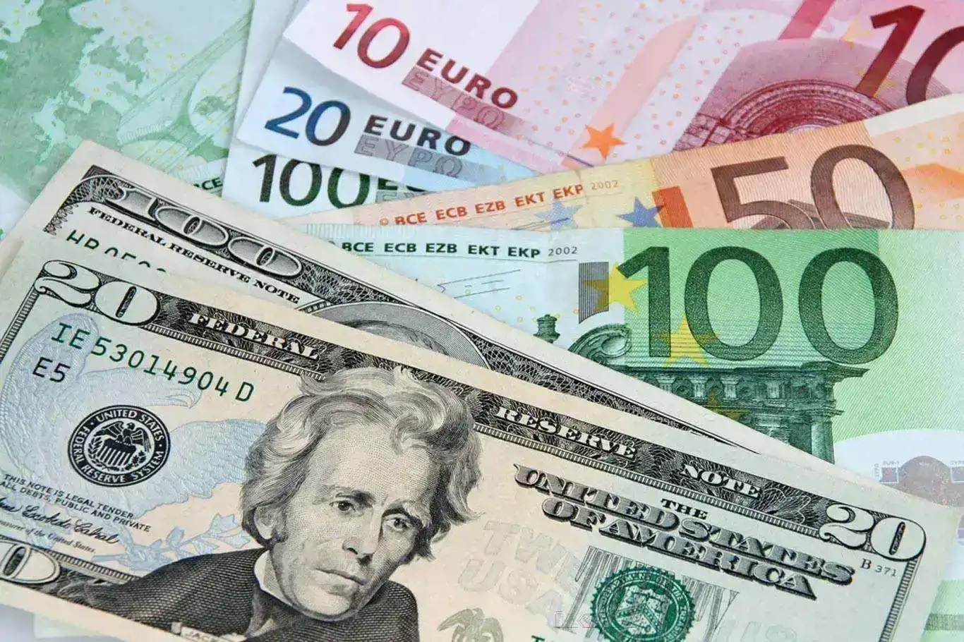 Dolar ve Euro kuru bugün ne kadar