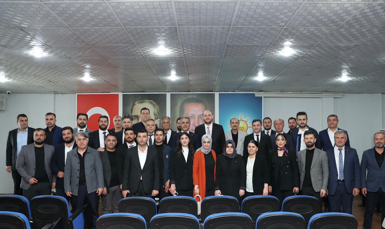 AK Parti Heyeti Batman Teşkilatıyla Bir Araya Geldi