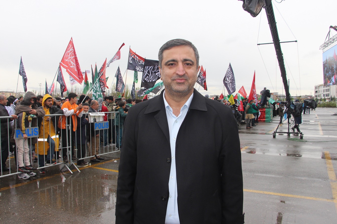 Ramanlı: Toplumun dirilişi Peygamber sevgisiyle başlar