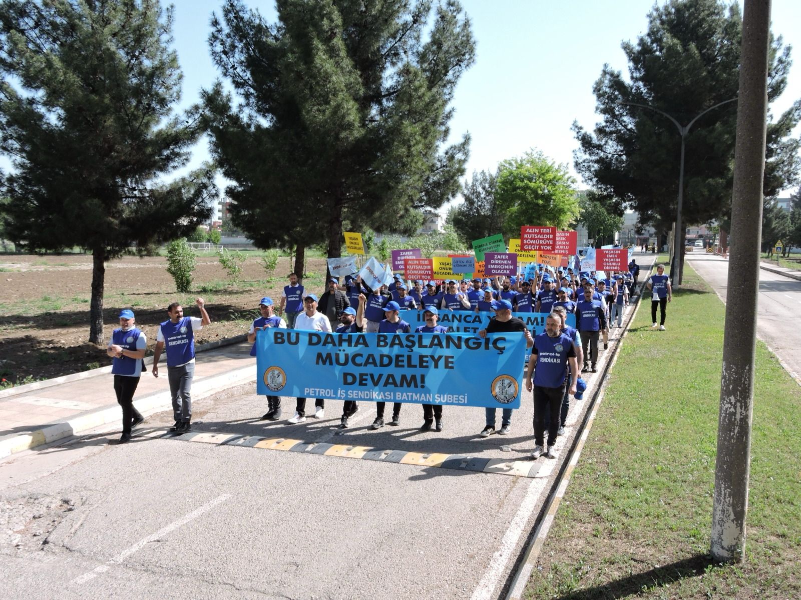 Tüpraş İşçileri, Emeğe Saygı İçin Mücadele Ediyor