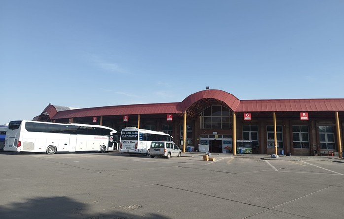 Otogar, Duraklar ve Halde Yoğun Mesai