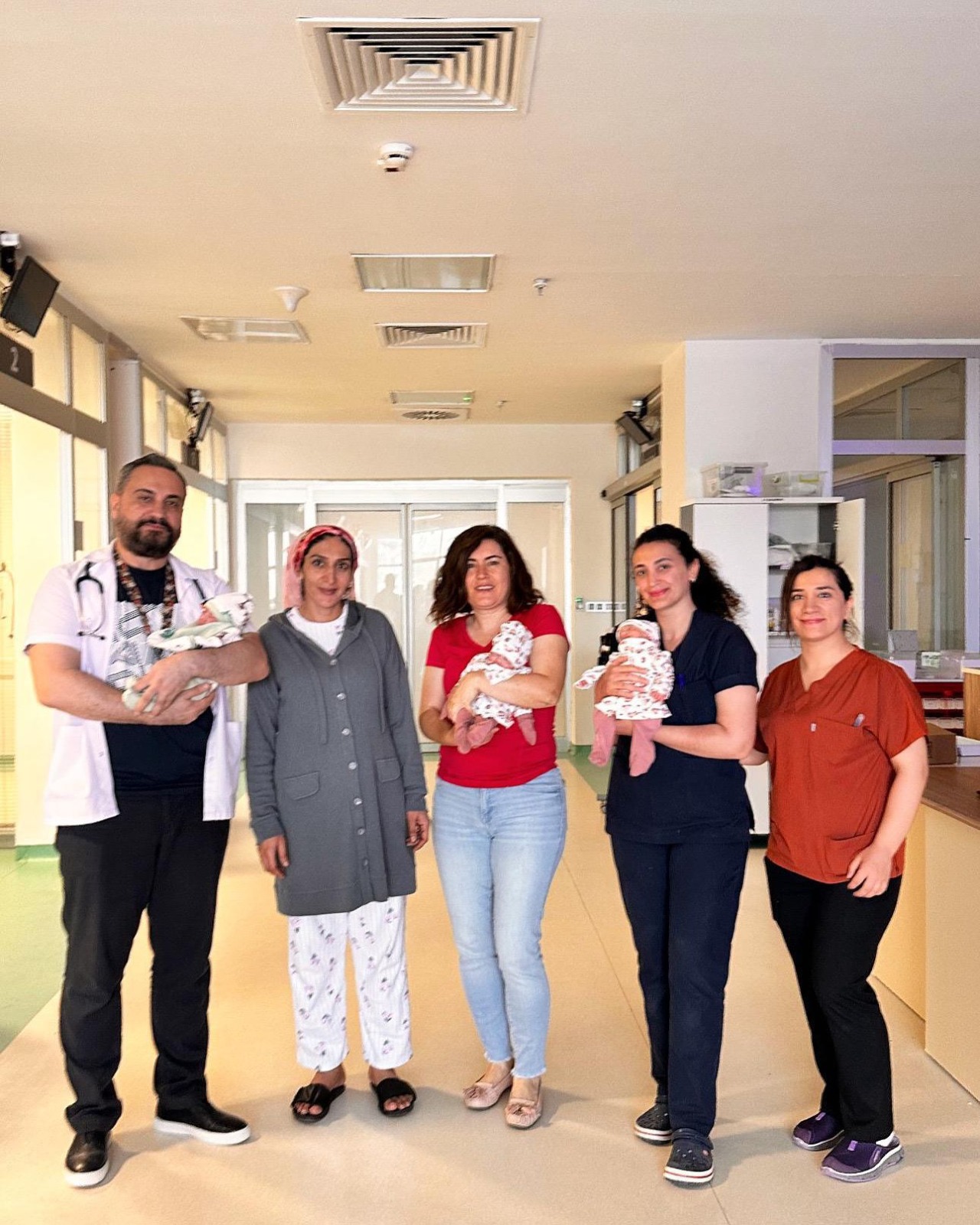 Batman’da Üçüz Bebekler Sağlıkla Taburcu Edildi