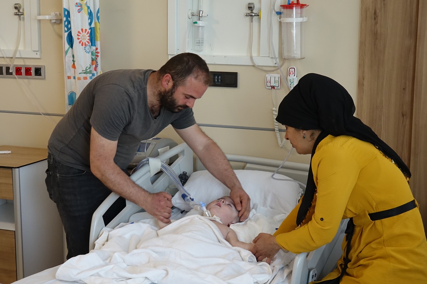 Minik Ayaz İçin Umutlu Bekleyiş: Aileden Acil Sevk Çağrısı