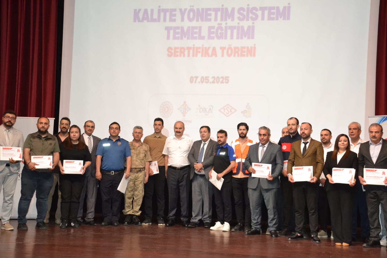 Batman’daki Kamu Kurumlarına ISO 9001 Sertifikası Verildi