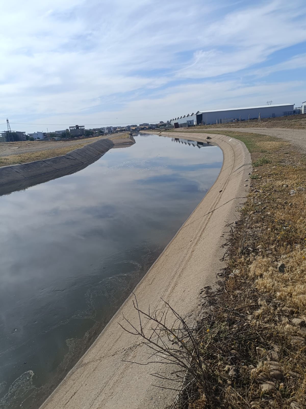 Batman’da sulama kanallarına su verildi